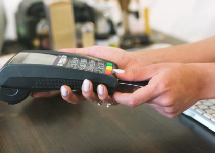 21 Examples of the Sunk Cost Fallacy in Everyday Life